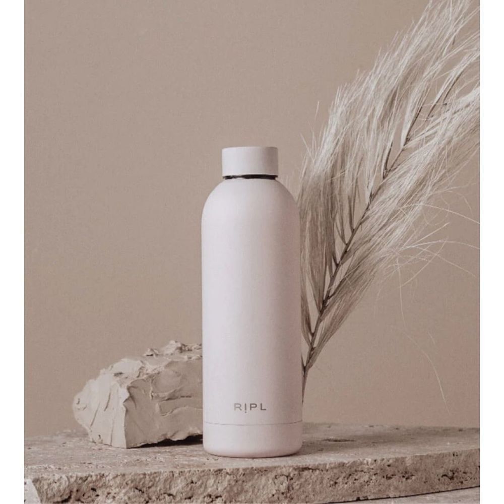 RIPL NWT 17oz Vacuum Sealed Water Bottle Light Sand Color